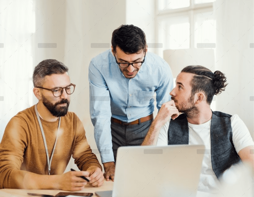 group of young businesspeople with laptop working 8shtzun